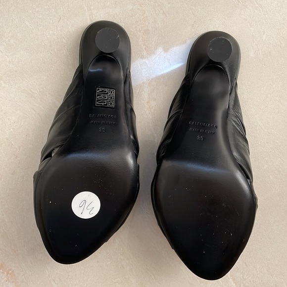 BALENCIAGA Drapy Leather Heels - Picture 11 of 11